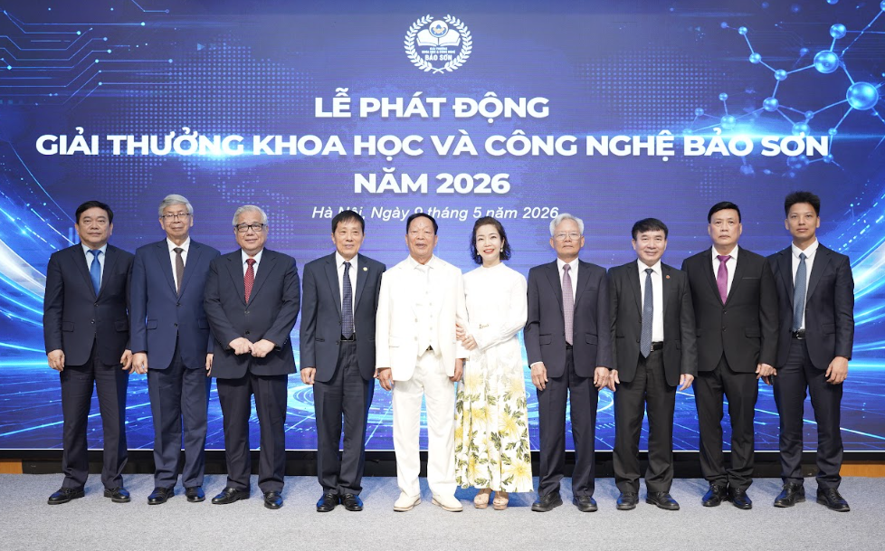 chup-anh-luu-niem-1778409565.png