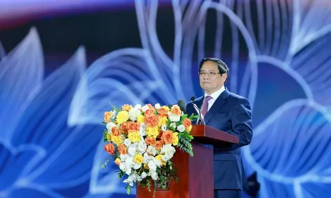 Triển lãm 80 năm tỏa sáng tinh thần "Đoàn kết - Trí tuệ - Sức mạnh - Vinh quang - Tự hào"*