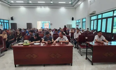 Chi bộ thôn Ngọc Chi tổ chức sinh hoạt thường kỳ tháng 10/2025