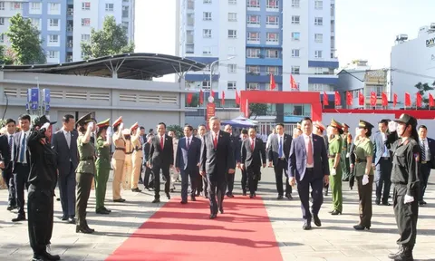 Tổng Bí thư Tô Lâm tham quan Triển lãm Thành tựu Báo chí - Xuất bản