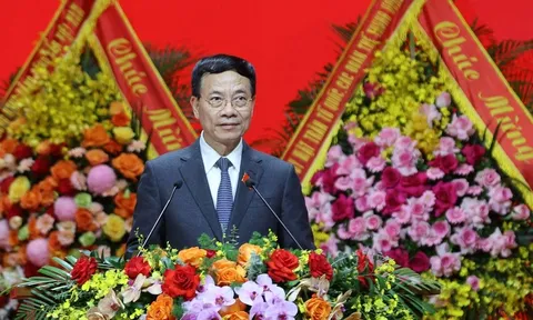 Một người đổi mới thì có ý tưởng, trăm triệu người đổi mới có cả tương lai