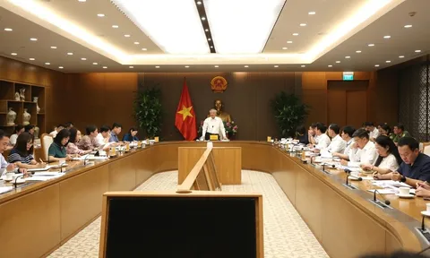 Xây dựng dự thảo các nghị định về Trung tâm tài chính quốc tế: Phải bảo đảm chất lượng tốt nhất