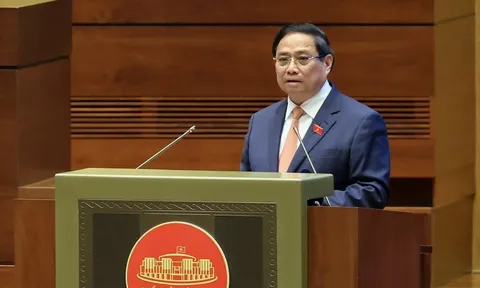 Thủ tướng: Kinh tế Việt Nam khẳng định đủ sức chống chịu trước các cú sốc bên ngoài, tăng trưởng cao hàng đầu thế giới