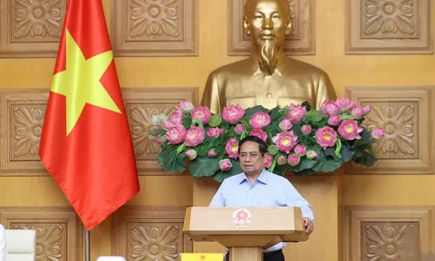 Thủ tướng: Không tạo "giấy phép con", giảm gánh nặng hành chính cho doanh nghiệp trong hoạt động hợp chuẩn, hợp quy