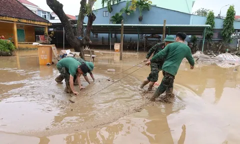 Thông báo Kết luận của Bộ Chính trị về khắc phục hậu quả bão số 12 và mưa, lũ