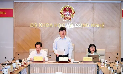 Tự chủ tuyển dụng, thỏa thuận tiền lương - chính sách mới thu hút nhân tài khoa học