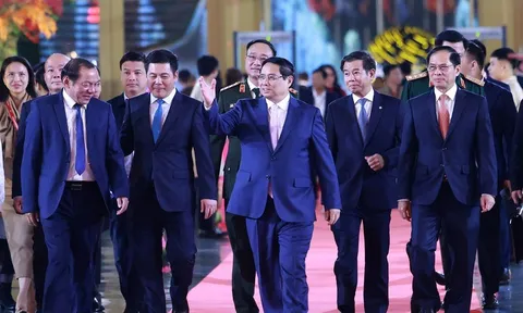 Thủ tướng: Tổ chức chuỗi sự kiện xúc tiến thương mại - đầu tư - văn hóa quốc gia, mang tầm vóc quốc tế