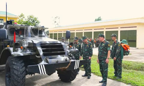 Lãnh đạo Quân khu 5 trực tiếp chỉ đạo ứng phó bão Kalmaegi tại các địa phương