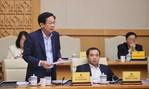 Khẩn trương kiện toàn bộ máy khuyến nông, văn phòng đăng ký đất đai, sắp xếp viên chức về cấp xã