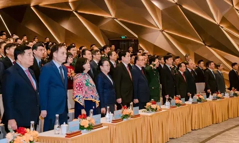 Chủ tịch nước Lương Cường dự Lễ kỷ niệm 50 năm Quốc khánh Lào