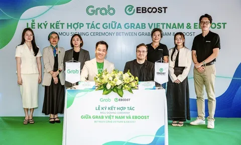 Grab hợp tác EBOOST mở rộng sử dụng xe điện tại Việt Nam