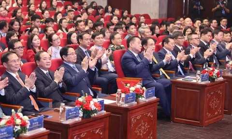 Thủ tướng: Thông tin đối ngoại là một thành tố chiến lược trong tổng thể sức mạnh mềm quốc gia