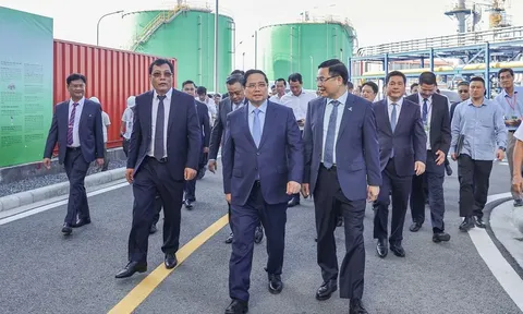 Thủ tướng khánh thành nhà máy điện LNG đầu tiên của Việt Nam – dự án kiểu mẫu, tiêu biểu về nhiều mặt