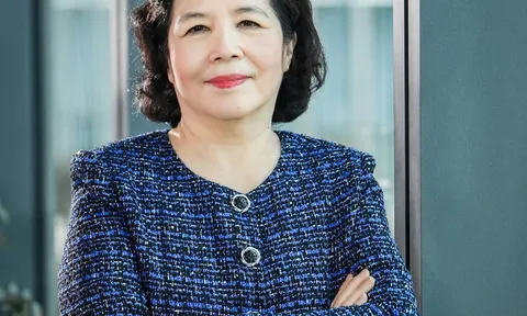 Bà Mai Kiều Liên được vinh danh lãnh đạo truyền cảm hứng sáng tạo tại Vạn Xuân Awards 2025