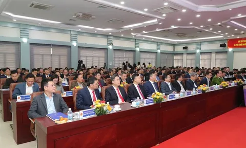 Vận hành an toàn, đầu tư hiệu quả, giữ vững 'trục xương sống' của hệ thống điện quốc gia