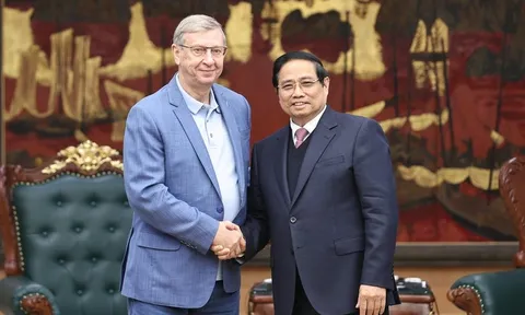 Thủ tướng Phạm Minh Chính tiếp Chủ tịch tập đoàn kinh tế tư nhân lớn nhất của Nga