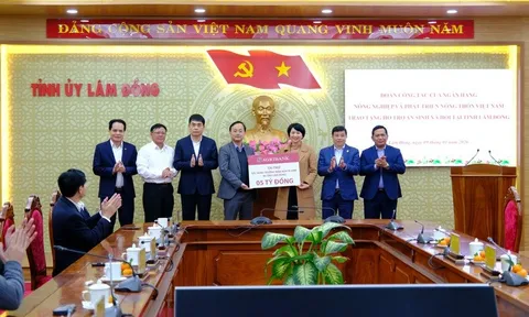 Agribank trao 5 tỷ đồng chăm lo an sinh xã hội tại Lâm Đồng