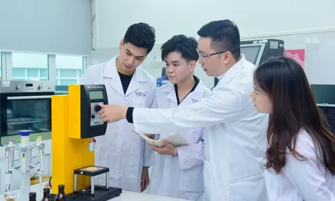 Tăng tốc phát triển nguồn nhân lực cho các lĩnh vực công nghệ then chốt