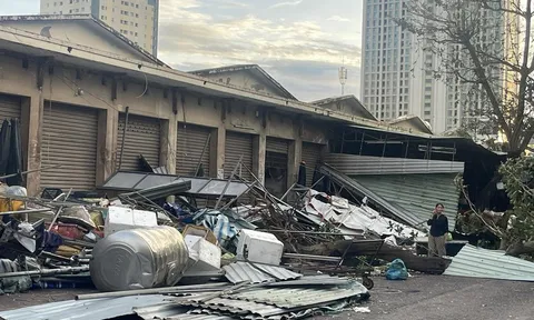 CHÙM ẢNH: Gia Lai khẩn trương ổn định cuộc sống người dân sau bão số 13