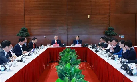 Chùm ảnh: Đại biểu thảo luận các văn kiện Đại hội XIV của Đảng