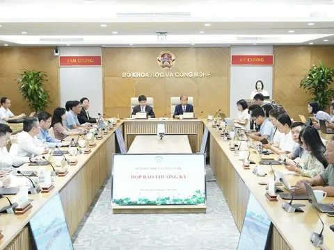 Phát động giải thưởng 'Sản phẩm công nghệ số Make in Viet Nam' năm 2025