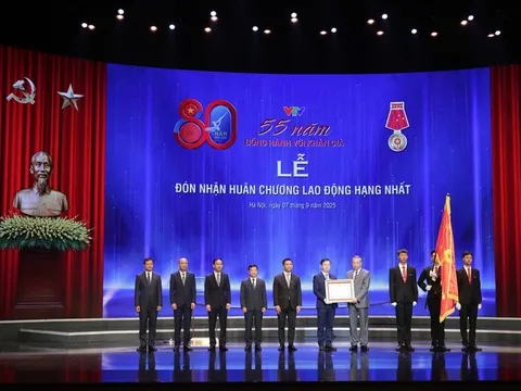 Tổng Bí thư Tô Lâm trao Huân chương Lao động hạng Nhất tặng Đài Truyền hình Việt Nam