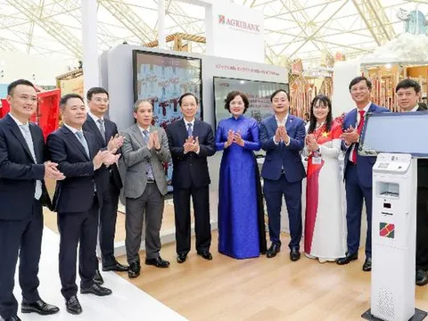 Agribank - Chủ động kiến tạo ngân hàng số, đưa dịch vụ đến từng người dân