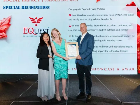 EQuest tiếp tục được AmCham Vietnam vinh danh vì đóng góp bền bỉ cho cộng đồng