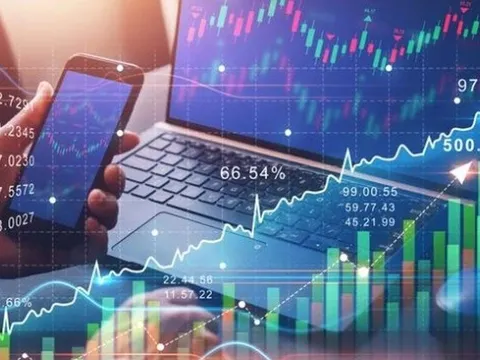 Thị trường chứng khoán khởi sắc trong ngày đánh cồng khai trương