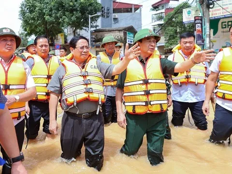 Chùm ảnh: Thủ tướng Phạm Minh Chính thăm hỏi người dân, chỉ đạo khắc phục hậu quả mưa lũ tại Thái Nguyên