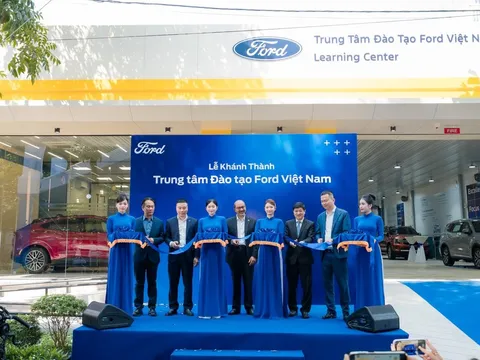 Ford Việt Nam mở Trung tâm Đào tạo kỹ thuật tại TP. Hồ Chí Minh, triển khai học bổng AutoTech 1 tỷ đồng cho sinh viên
